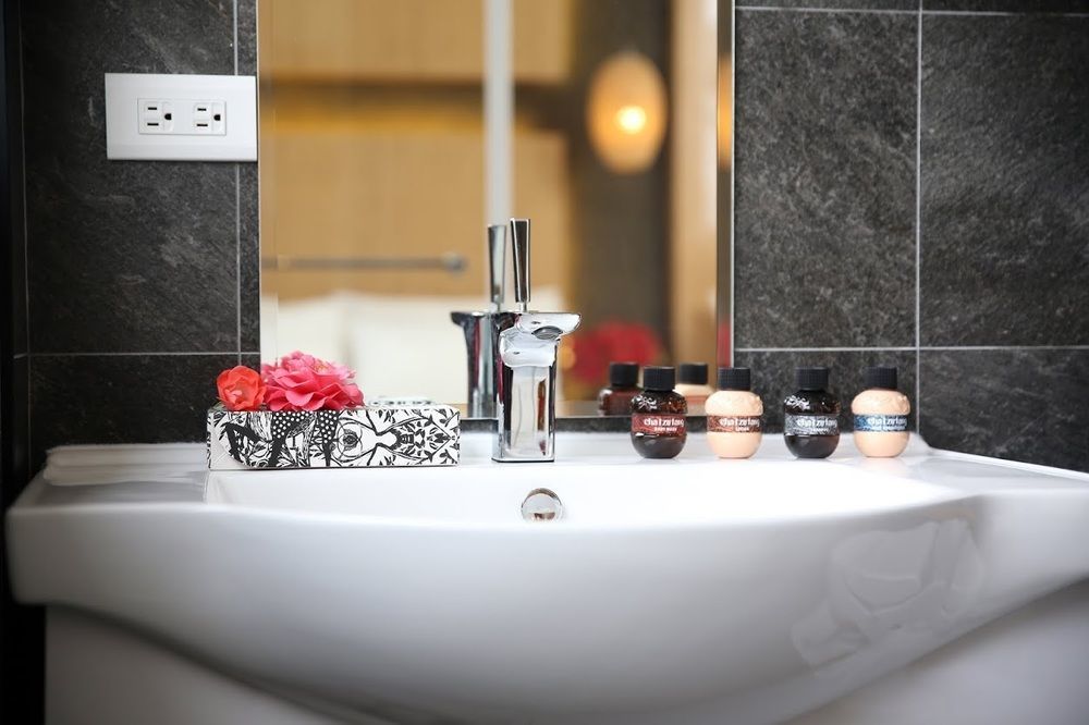 Yunoyado Onsen Hot Spring Hotel -Xinyi Branch Jiaoxi Exteriör bild