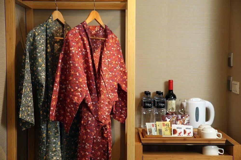 Yunoyado Onsen Hot Spring Hotel -Xinyi Branch Jiaoxi Exteriör bild